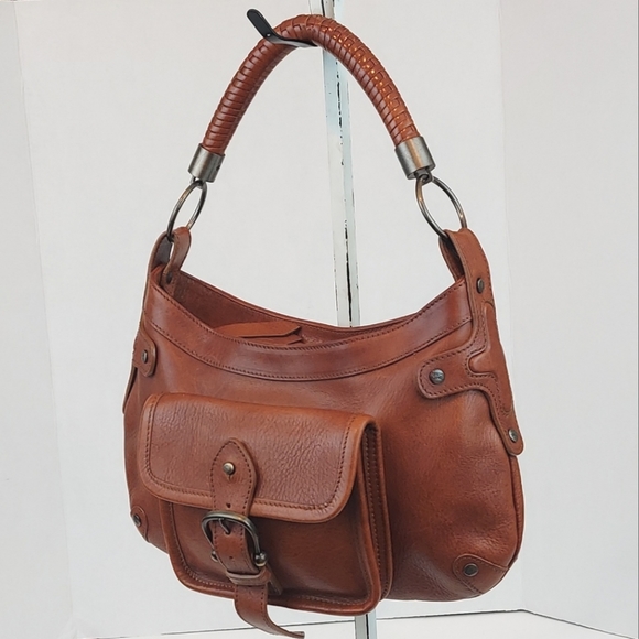 Burrberry Saddle Leather Shoulder Bag! - Picture 4 of 6
